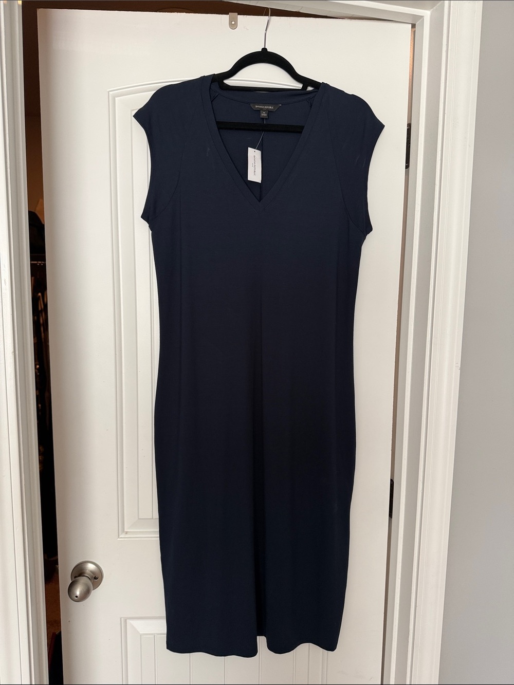 Banana Republic Dark Navy Cap-Sleeve V-Neck Midi Dress